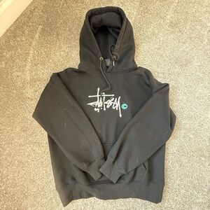 Stüssy Black Embroidered Hoodie – Men’s Medium